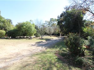 5442 m² Land available in Bryanston