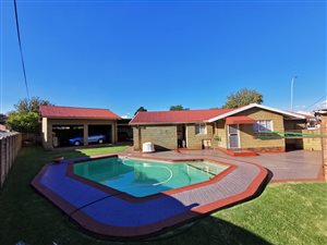 3 Bed House in Minnebron