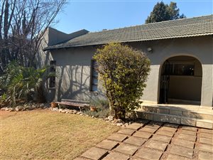 4 Bed House in Floracliffe