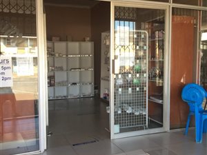 1653 m² Commercial space in Empangeni Central
