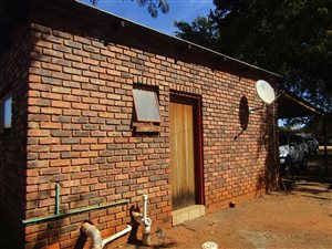1082 m² Commercial space in Mookgophong (Naboomspruit)