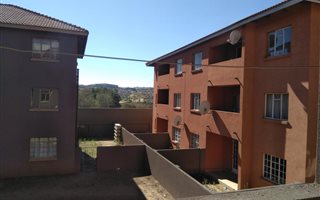 1 Bedroom Townhouse in Lombardy West