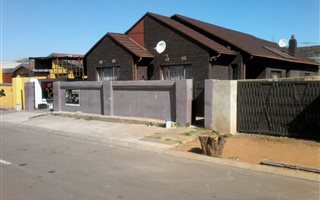 3 Bedroom House in Actonville