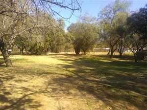 1 ha Land available in North Riding
