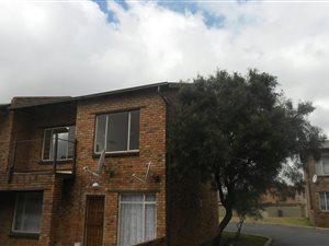 2 Bed Townhouse in Grobler Park