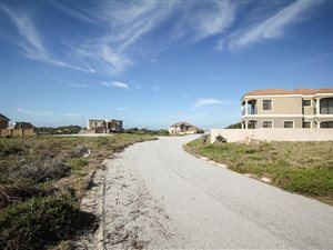 721 m² Land available in Bluewater Bay
