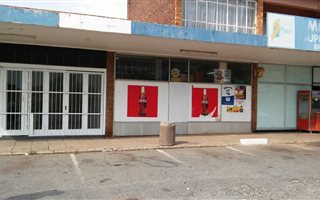 1043 m² Commercial space in Brenthurst