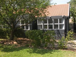2 Bed Garden Cottage in Broadacres