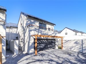 3 Bed Townhouse in Vierlanden