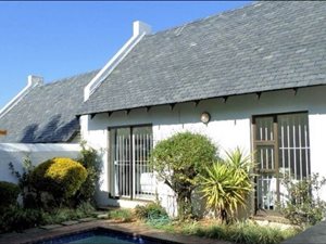 2 Bed Townhouse in Strathavon