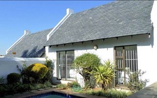 2 Bedroom Townhouse in Strathavon