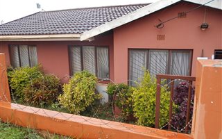 3 Bedroom House in Ngwelezana
