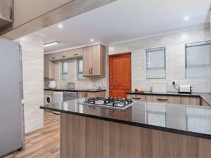 3 Bed House in Blue Mountain Village
