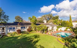 4 Bedroom House in Constantia