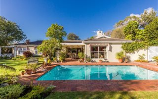 4 Bedroom House in Constantia