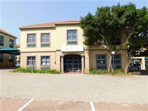242 m² Office Space in Ferndale