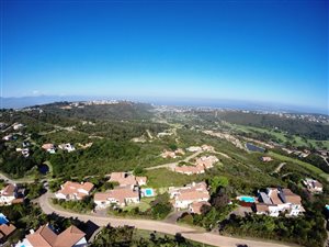 1815 m² Land available in Plettenberg Bay