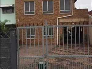 4 Bed House in Montford