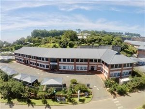 1566 m² Office Space in Hilton