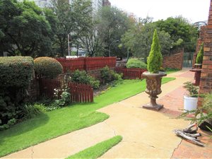 2 Bed Simplex in Bedford Gardens