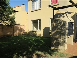2 Bed Townhouse in Willow Park Manor