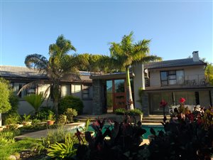 5 Bed House in Denver Park