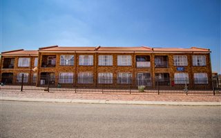 22 Bedroom Apartment in Lenasia South