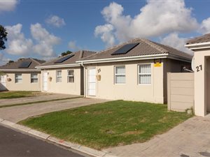 3 Bed Townhouse in Kuilsriver