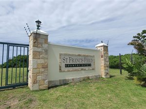 7998 m² Land available in Cape St Francis