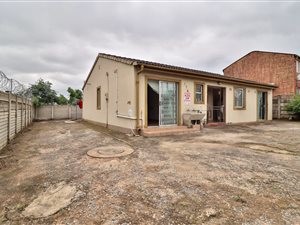 4 Bed House in Stonebridge