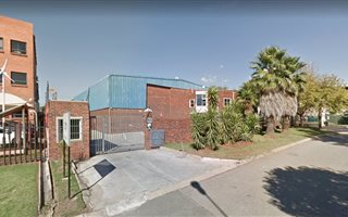 1100 m² Industrial space in Founders Hill