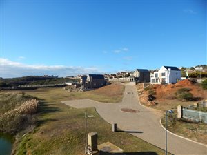 203 m² Land available in Hartenbos