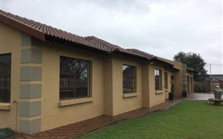 3 Bedroom House in Dal Fouche
