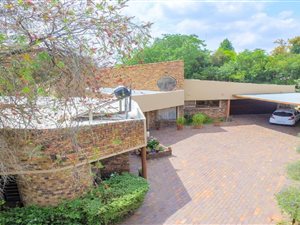 4 Bed House in Morningside