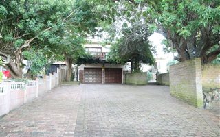 4 Bedroom House in Kenton-on-Sea