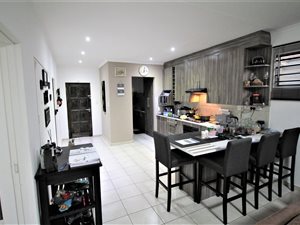 3 Bed Townhouse in Pomona AH