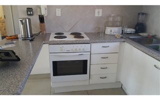 2 Bedroom Townhouse in Mondeor