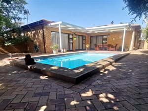 3 Bed House in Sonkring