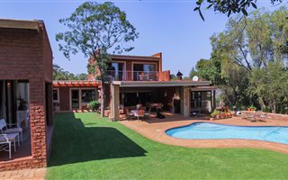 4 Bedroom House in Lynnwood Ridge