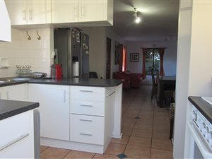 3 Bedroom House in Edgemead