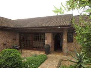 3 Bed Townhouse in Kloof