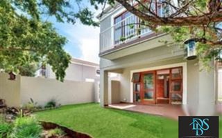 2 Bedroom House in Bryanston West
