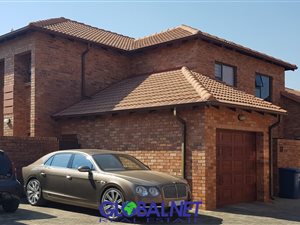 3 Bed Duplex in Willow Park Manor