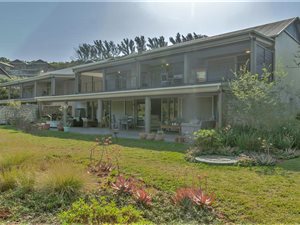 Townhouse in Simbithi Estate