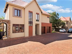 3 Bed Townhouse in Heritage Hill