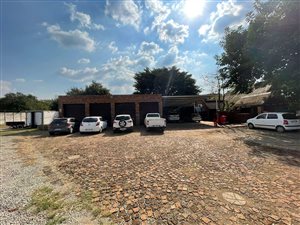 613 m² Industrial space in Montana Park