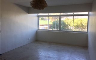Studio apartment in Mouille Point