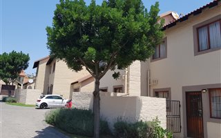 2 Bedroom Duplex in Noordwyk