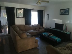3 Bed Townhouse in Ravensklip