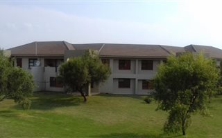1 Bedroom Townhouse in Penina Park